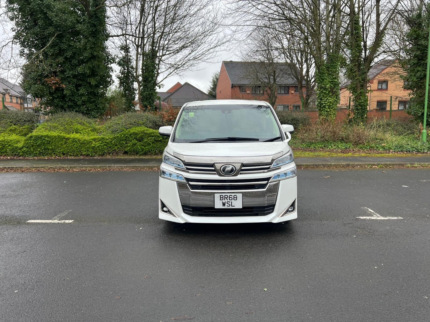 Used Toyota Vellfire 2026 for sale - 77966435: Photo 2