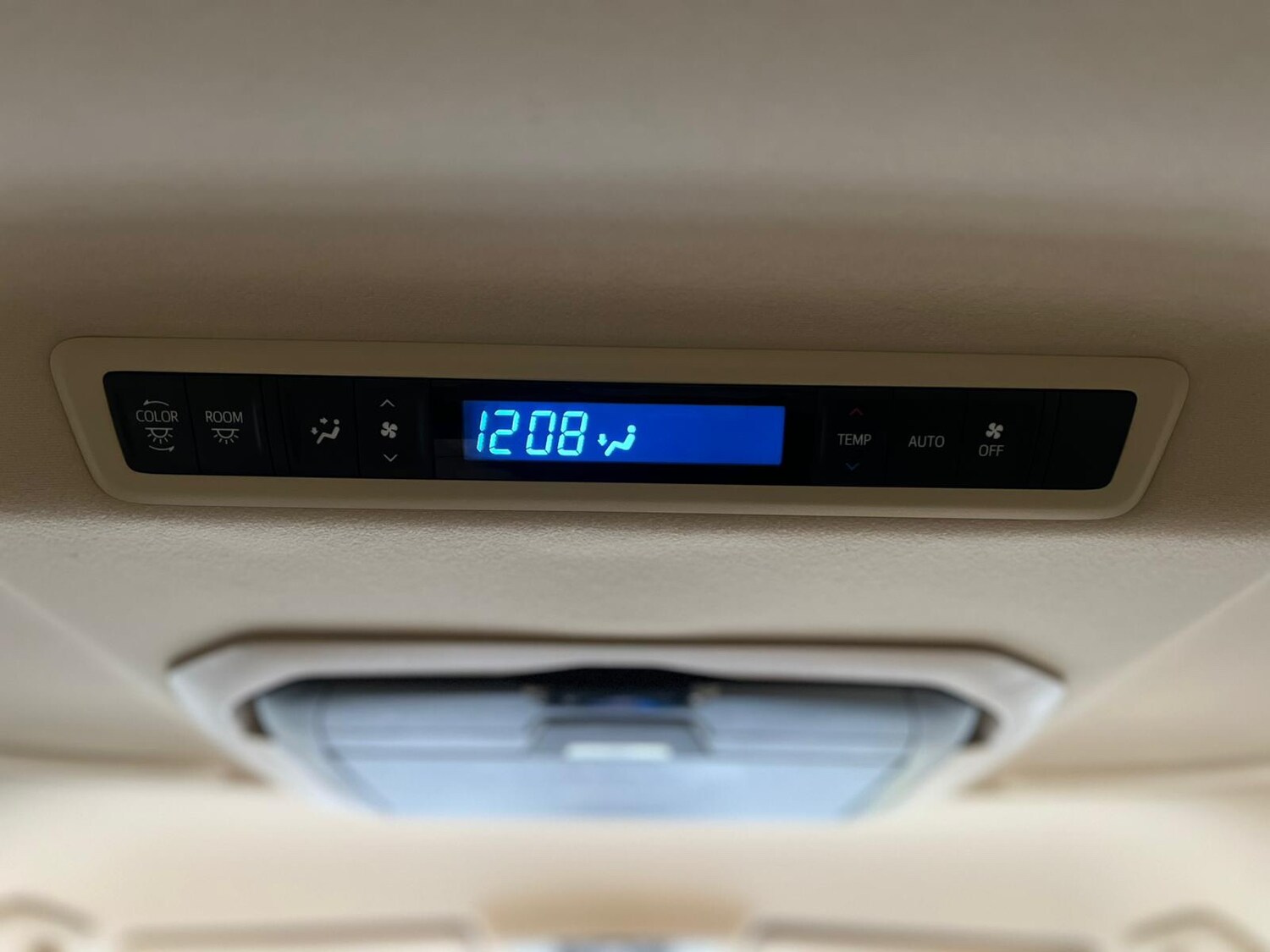 Used Toyota Vellfire 2026 for sale - 77966435: Photo 23