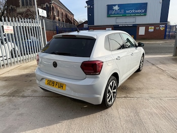 Used Volkswagen Polo 2019 for sale - 77762565: Photo