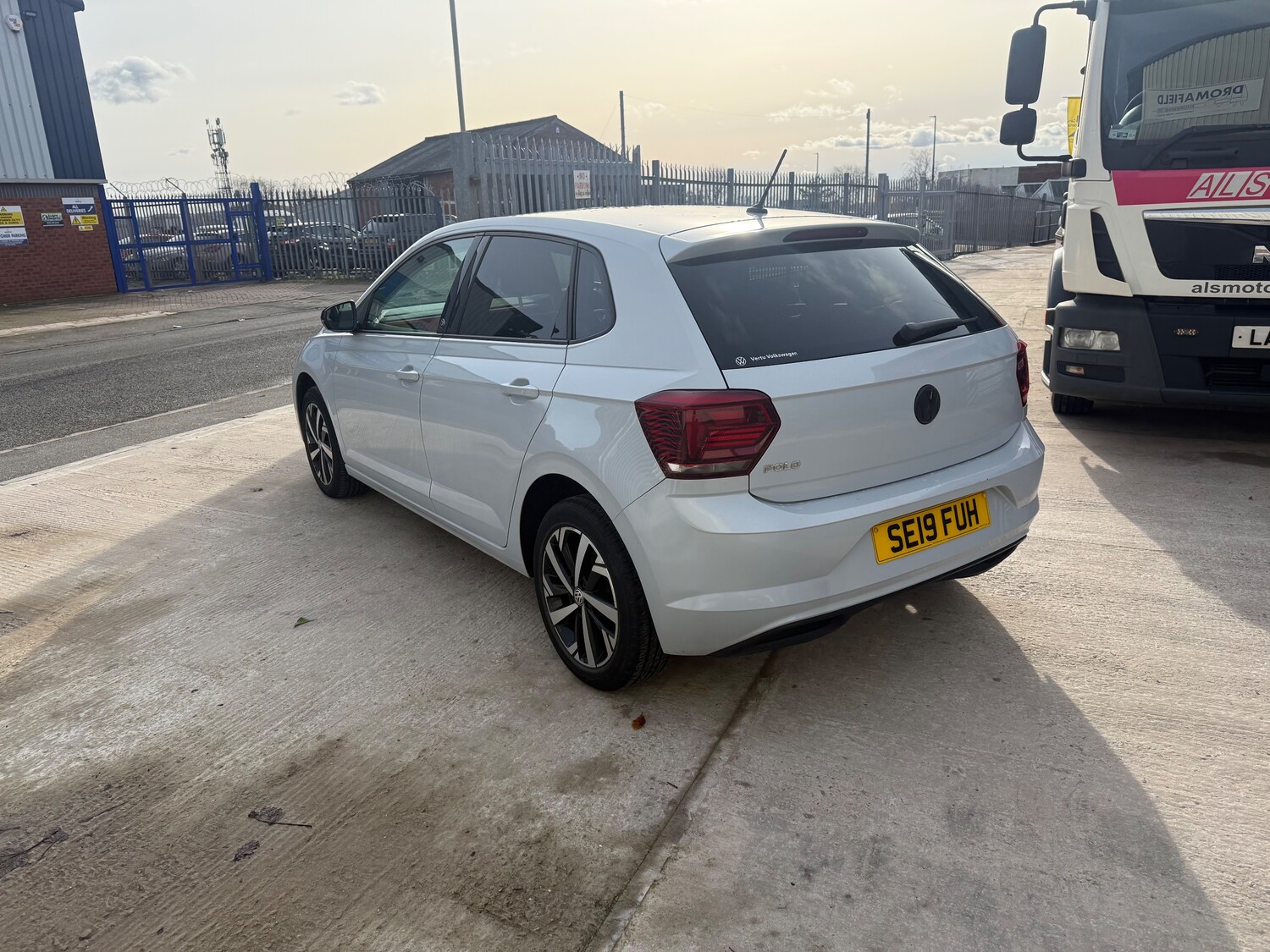 Used Volkswagen Polo 2019 for sale - 77762565: Photo 6