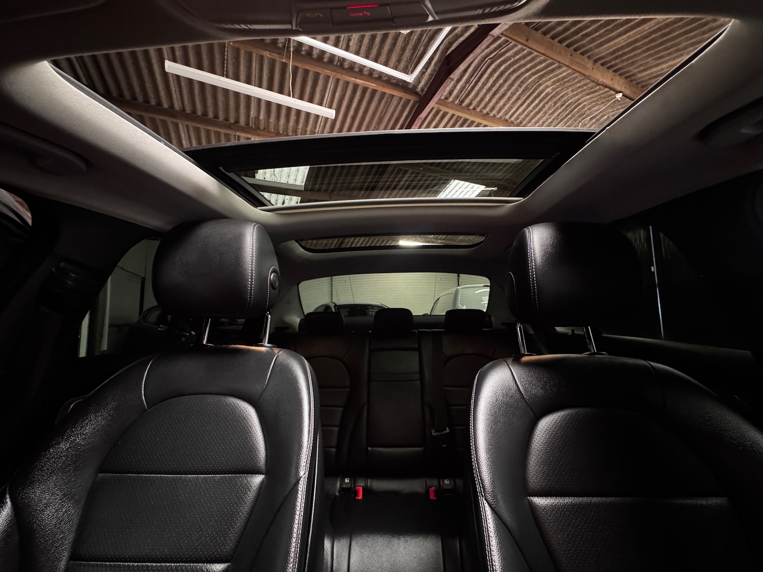 Used Mercedes-Benz C Class 2018 for sale - 77762530: Photo 6