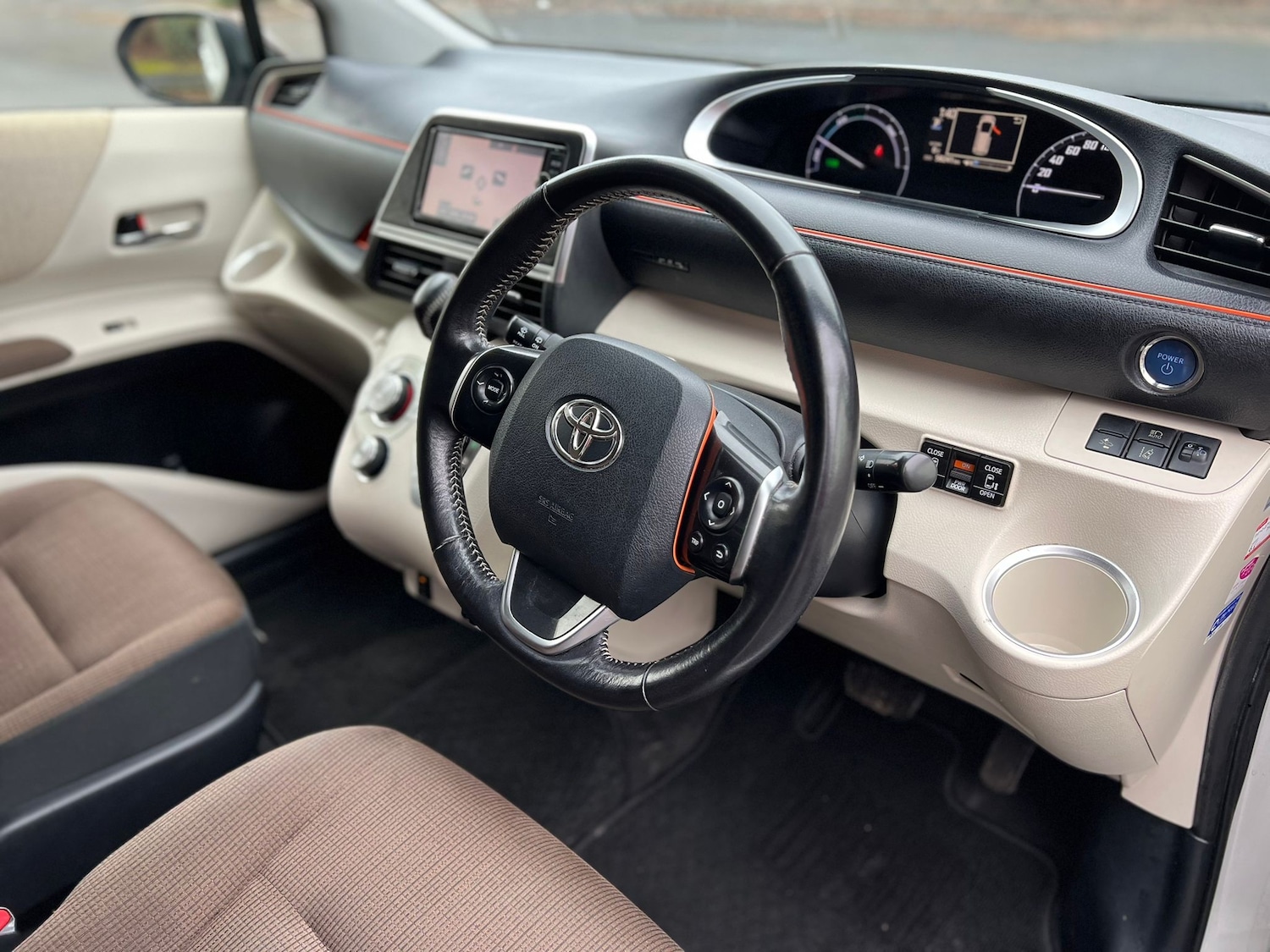 Used Toyota Sienta 2025 for sale - 77966430: Photo 18