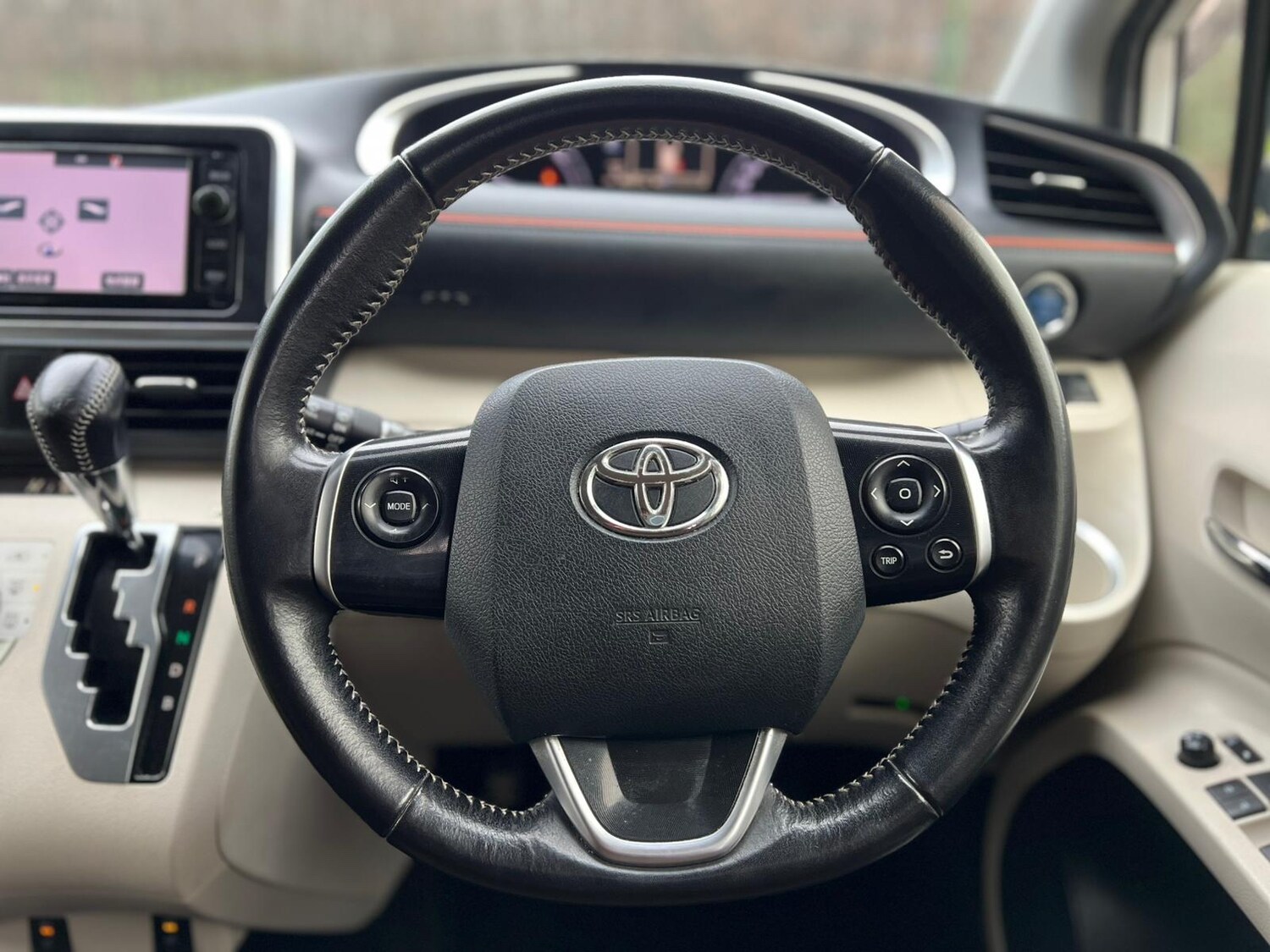 Used Toyota Sienta 2025 for sale - 77966430: Photo 24