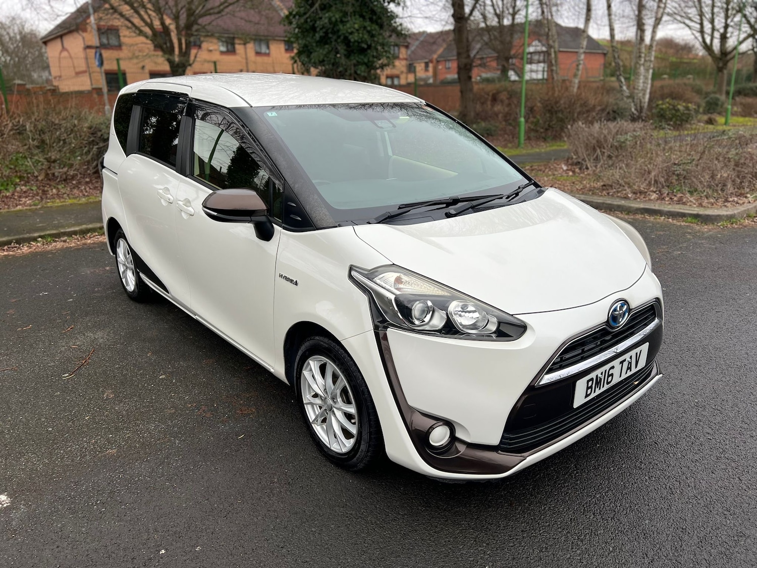 Used Toyota Sienta 2025 for sale - 77966430: Photo 3