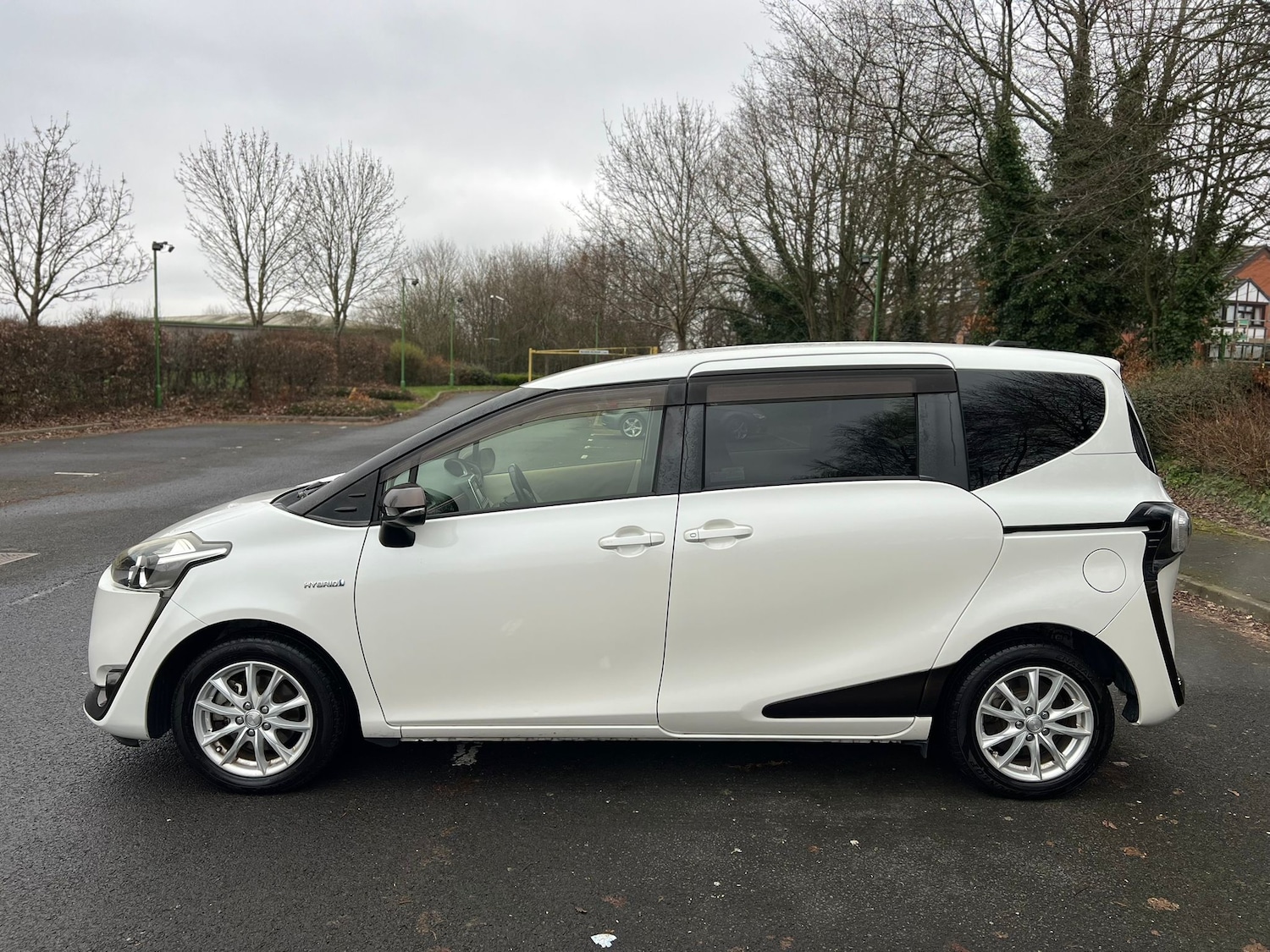 Used Toyota Sienta 2025 for sale - 77966430: Photo 8