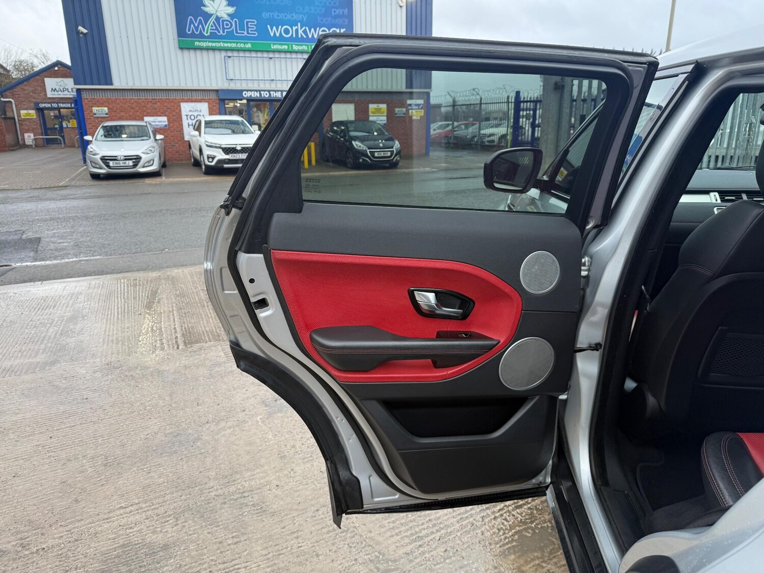 Used Land Rover Range Rover Evoque 2011 for sale - 77762432: Photo 17