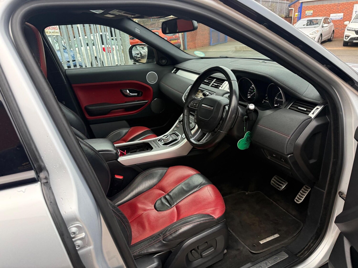 Used Land Rover Range Rover Evoque 2011 for sale - 77762432: Photo 25