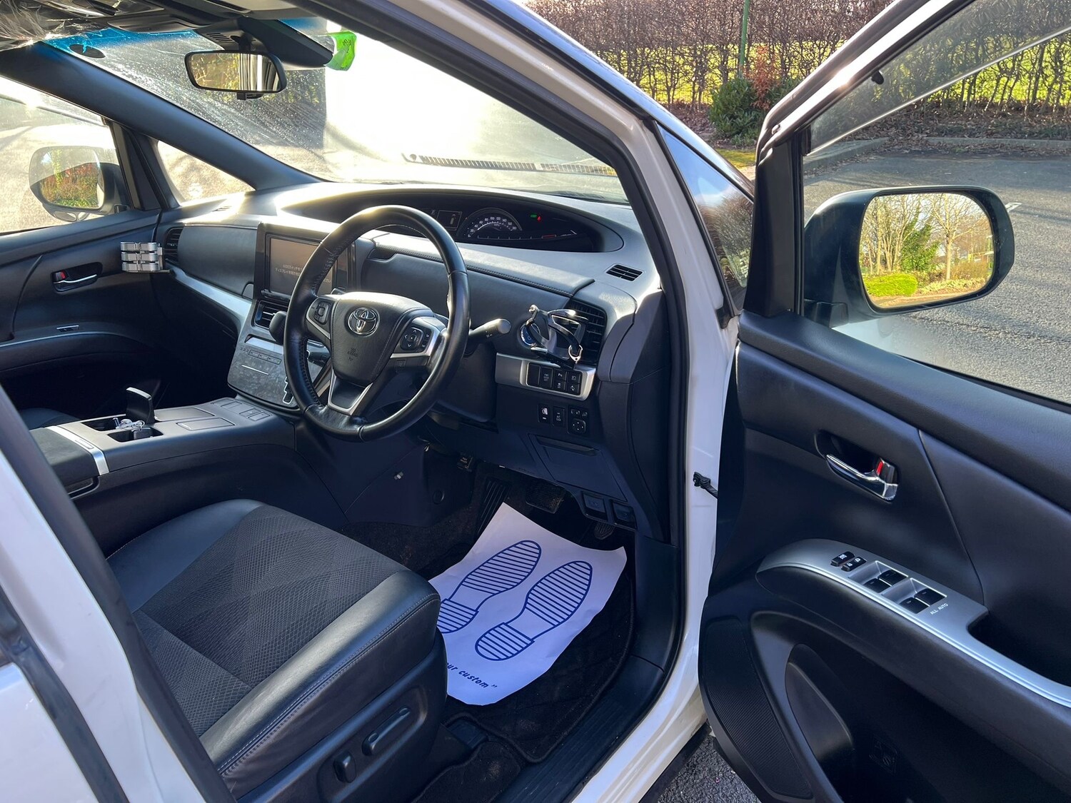 Used Toyota Estima 2025 for sale - 77966434: Photo 8