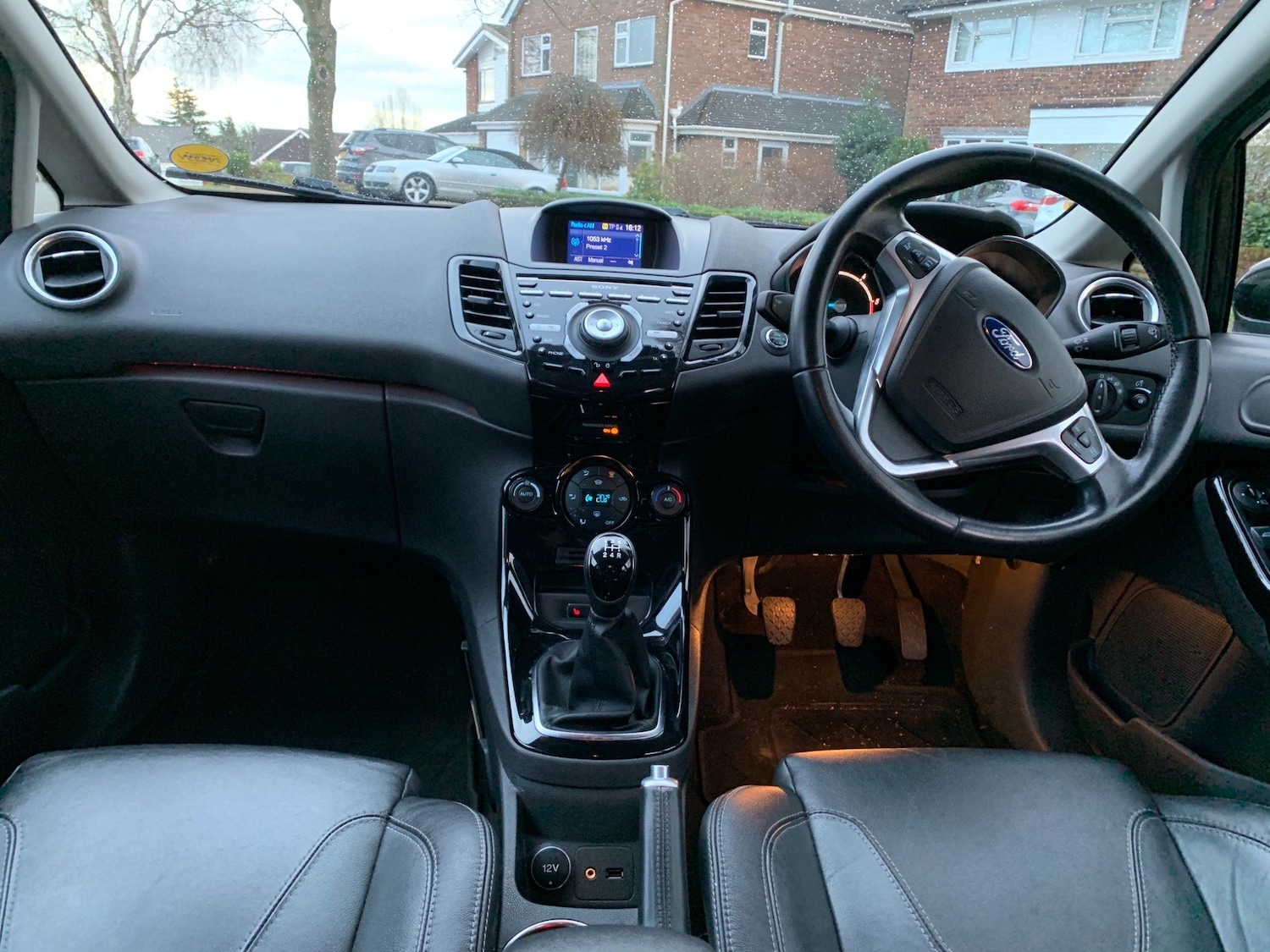 Used Ford Fiesta 2015 for sale - 77927844: Photo 12