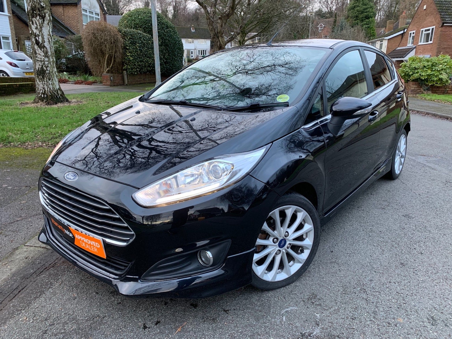 Used Ford Fiesta 2015 for sale - 77927844: Photo 2