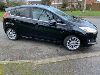Used Ford Fiesta 2015 for sale - 77927844: Photo