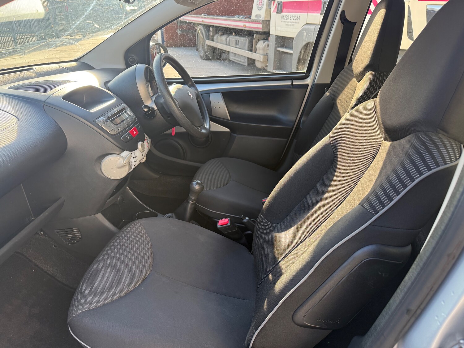 Used Peugeot 107 2013 for sale - 77762554: Photo 12