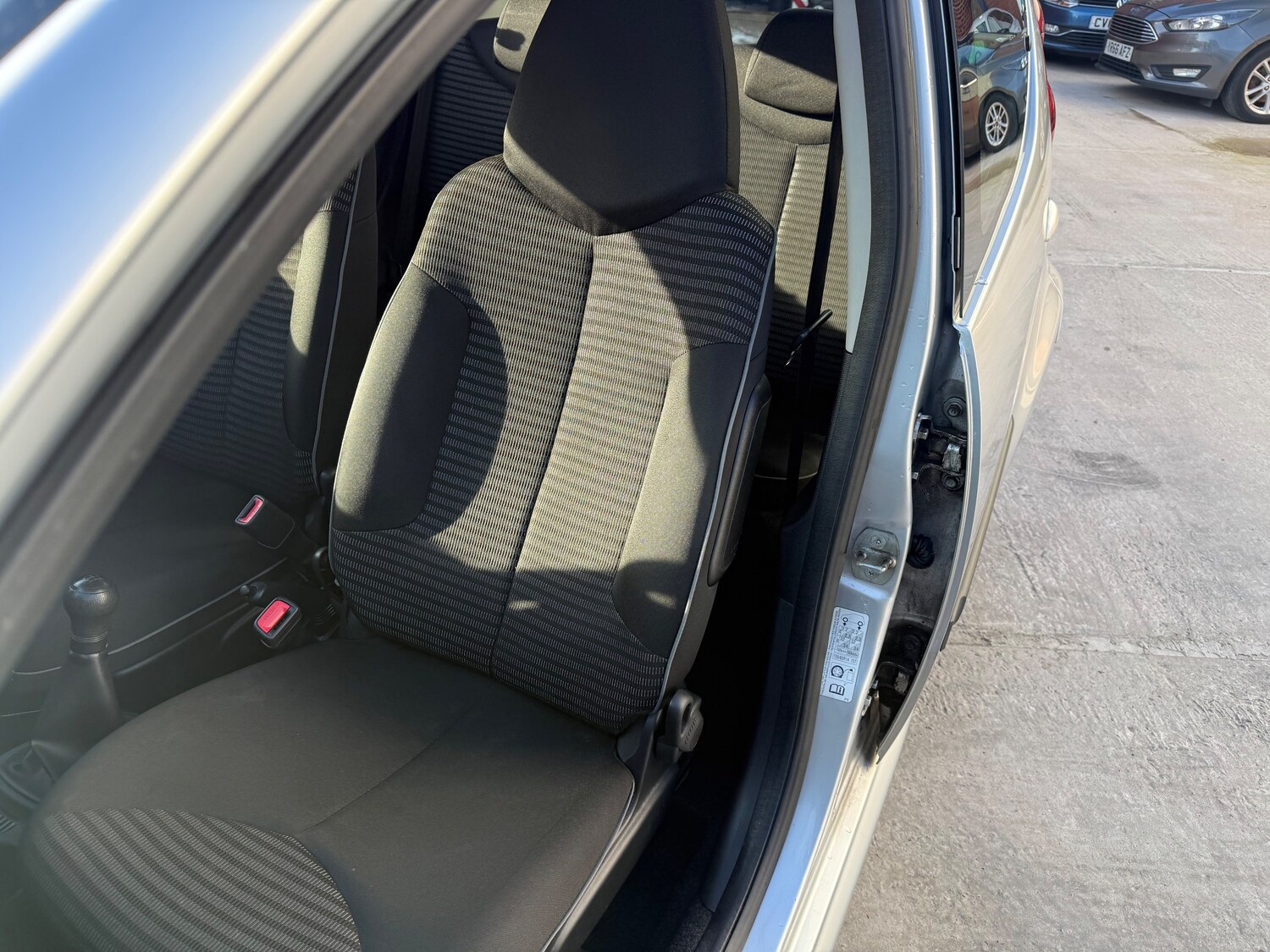 Used Peugeot 107 2013 for sale - 77762554: Photo 17