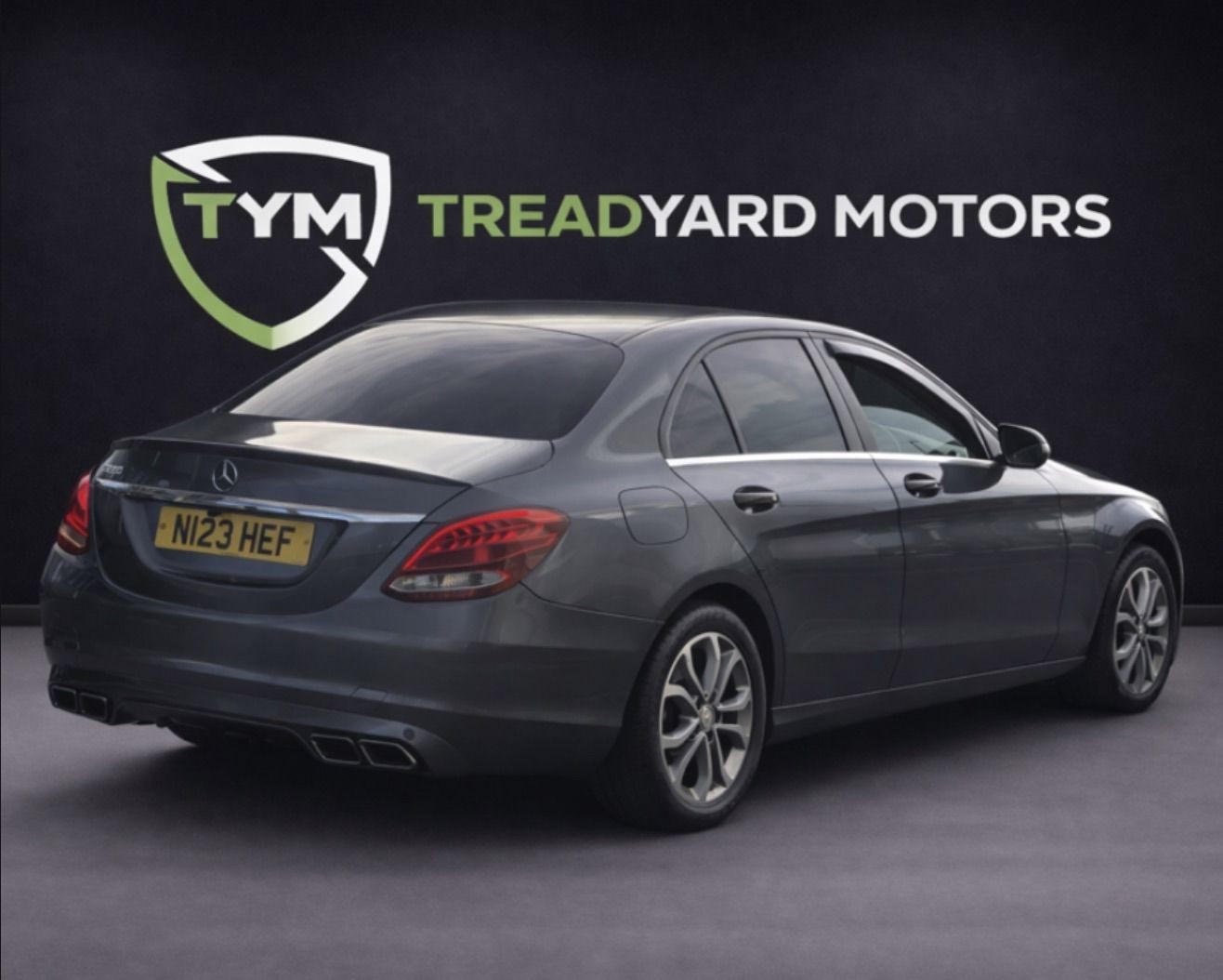 Used Mercedes-Benz C Class 2015 for sale - 77971873: Photo 9