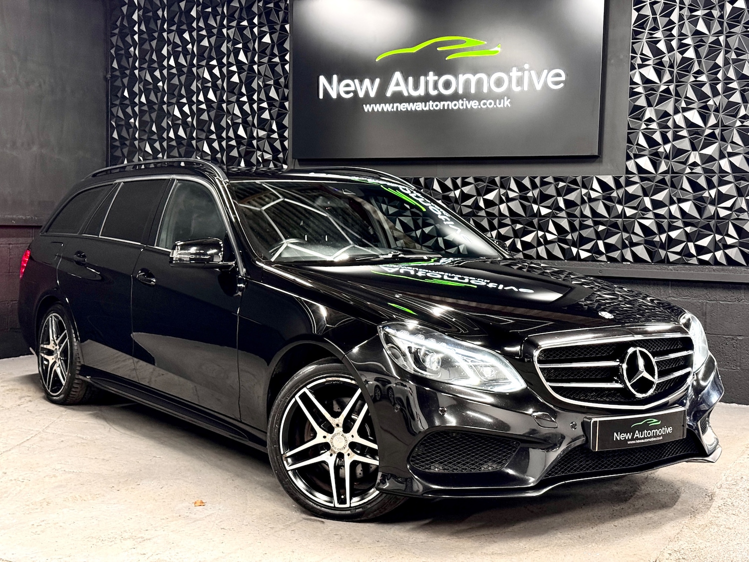 Used Mercedes-Benz E Class 2015 for sale - 77762539: Photo 21