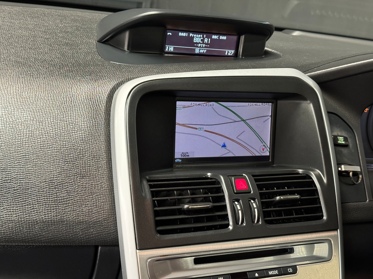 Used Volvo XC60 for sale - 77762597: Photo 3