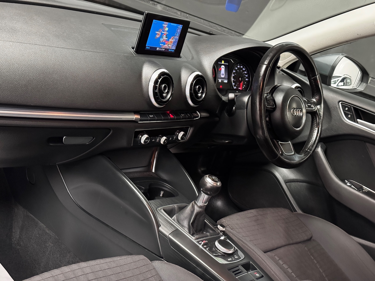 Used Audi A3 2016 for sale - 77762557: Photo 3