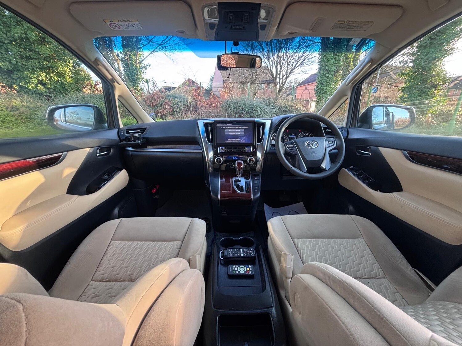 Used Toyota Alphard 2025 for sale - 77966416: Photo 25