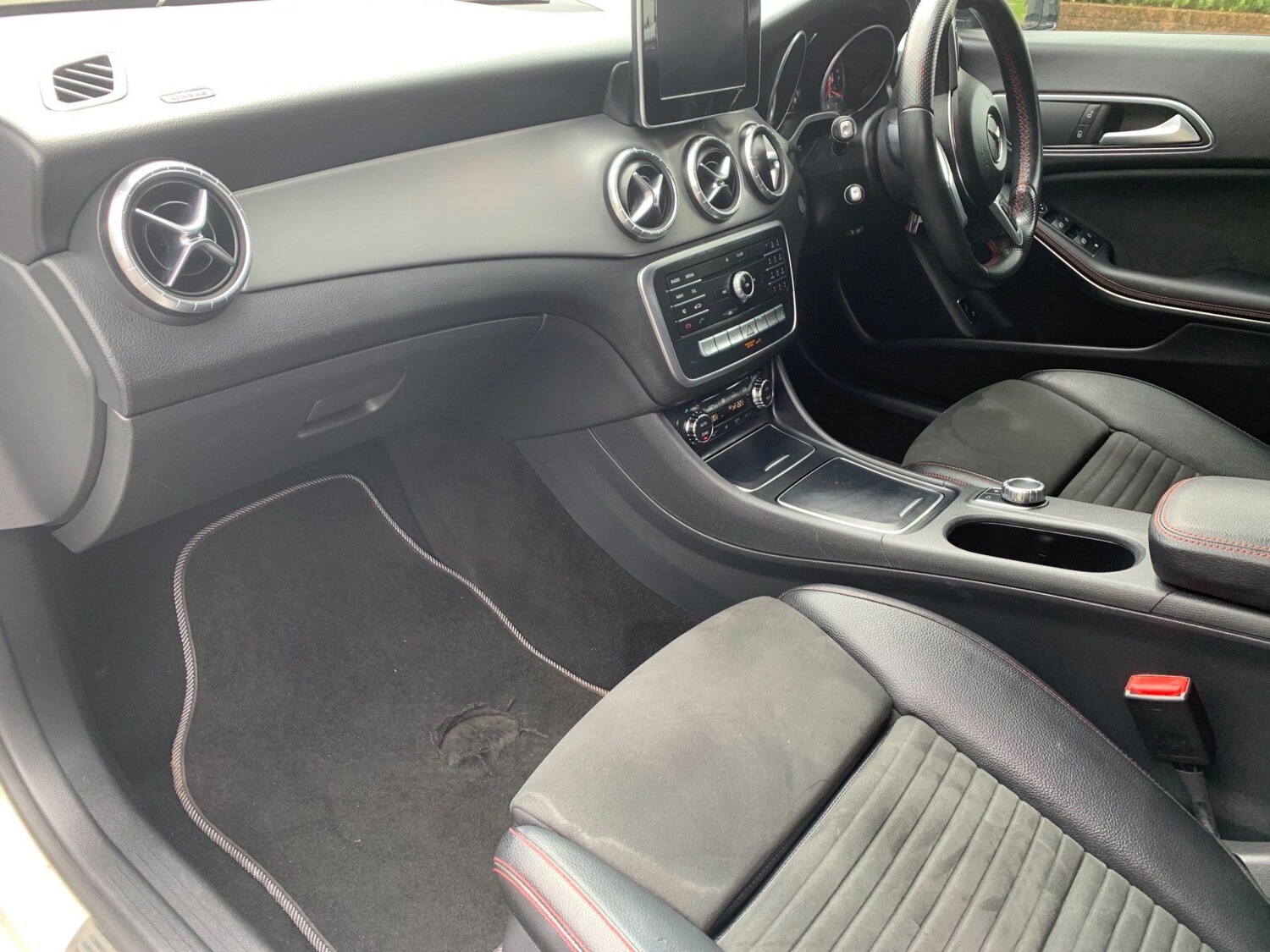 Used Mercedes-Benz CLA for sale - 77927873: Photo 17