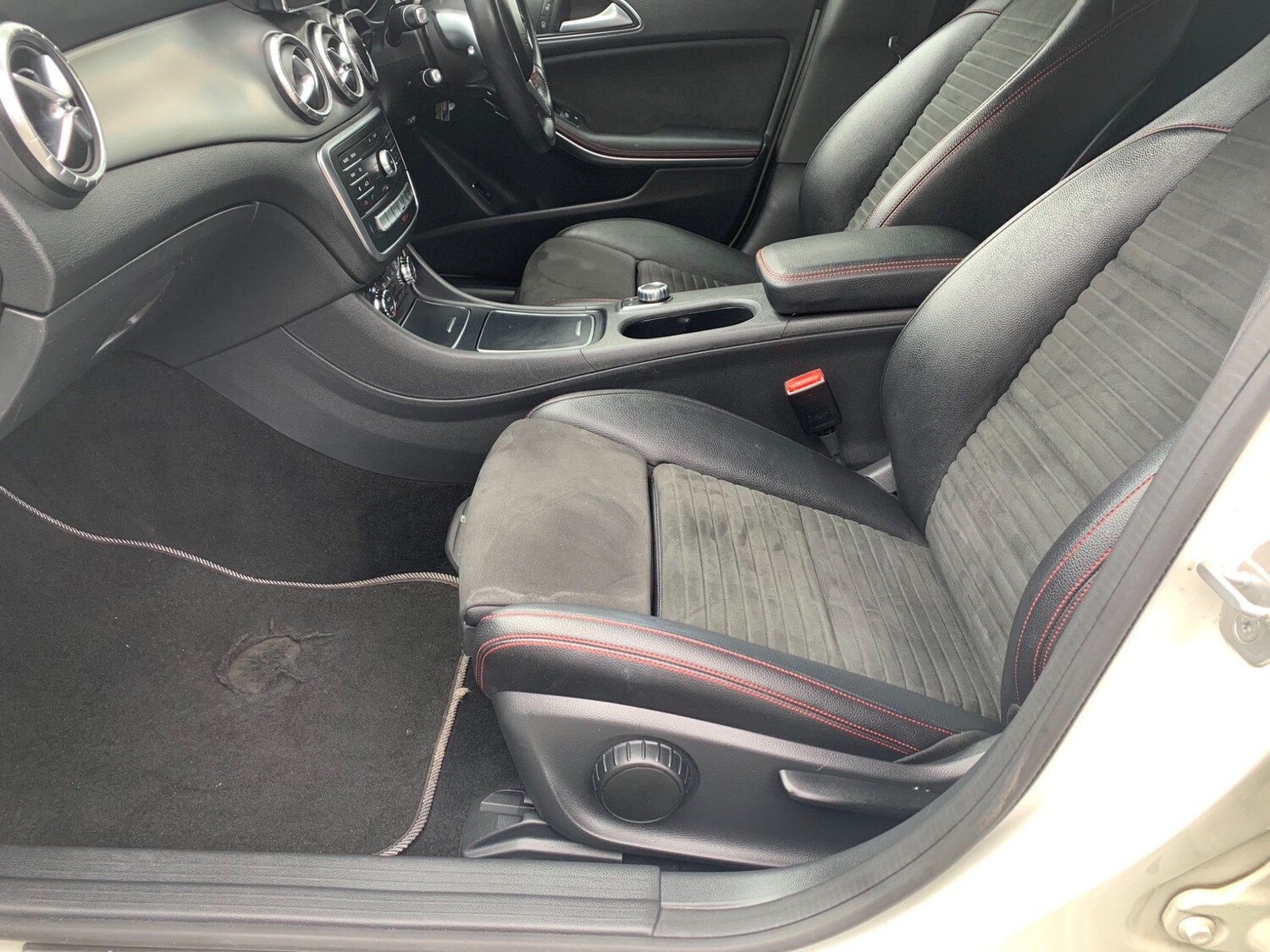 Used Mercedes-Benz CLA for sale - 77927873: Photo 18