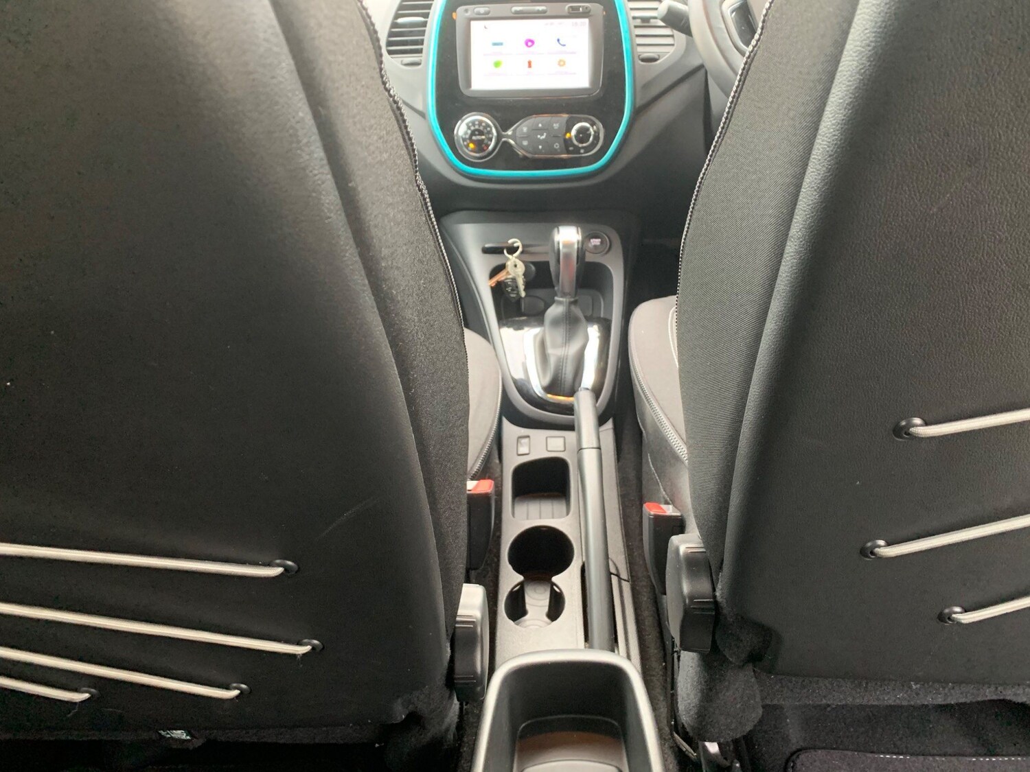 Used Renault Captur for sale - 77927938: Photo 17