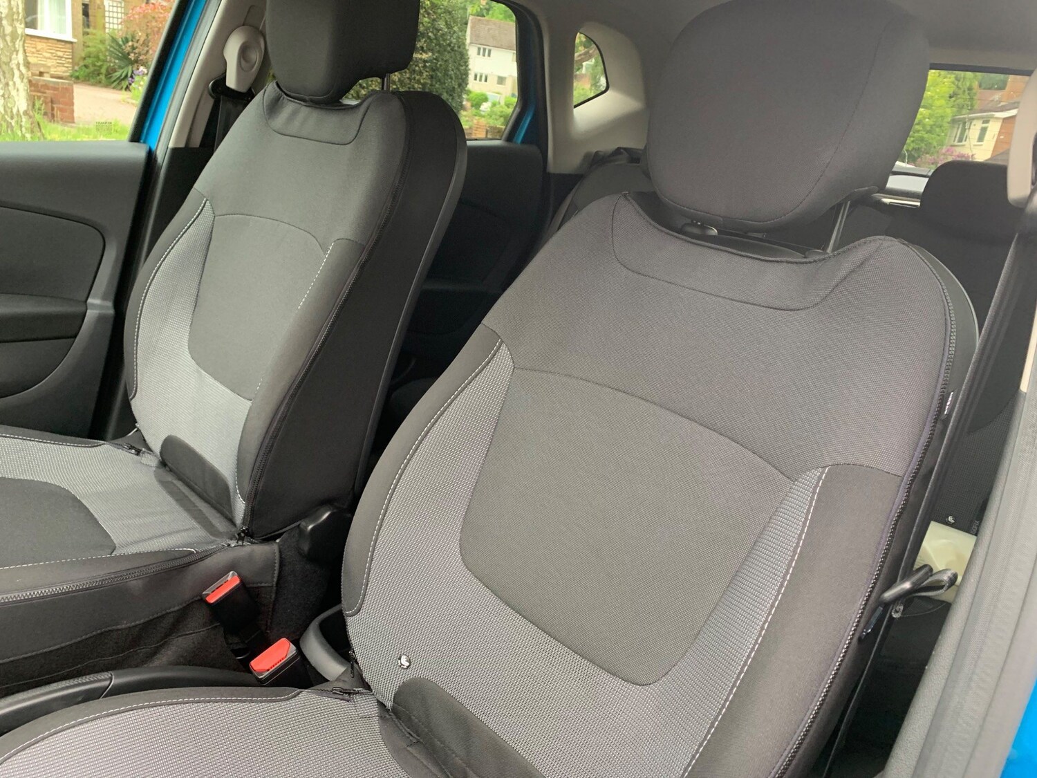 Used Renault Captur for sale - 77927938: Photo 23