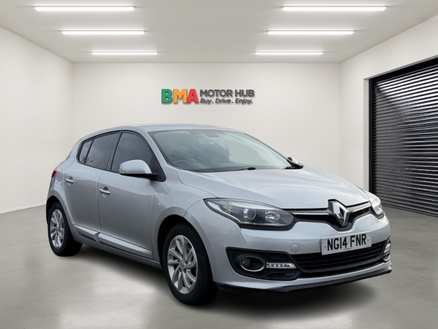 Used Renault Megane 2014 for sale - 77786365: Photo 2