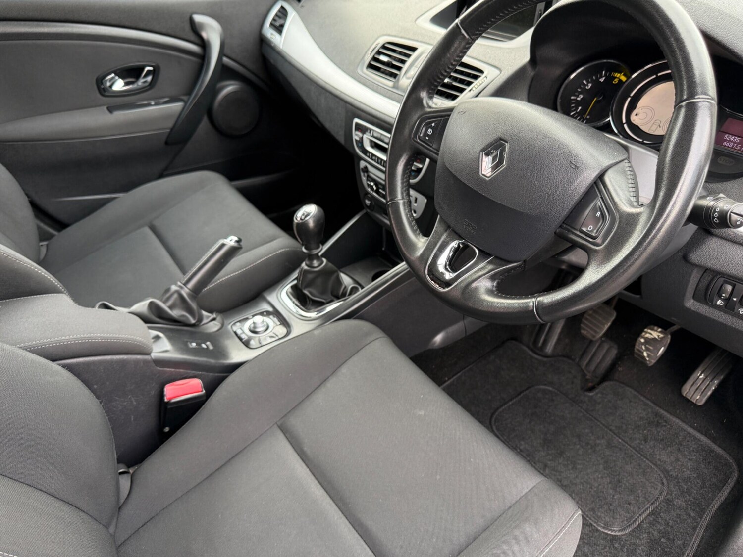 Used Renault Megane 2014 for sale - 77786365: Photo 20