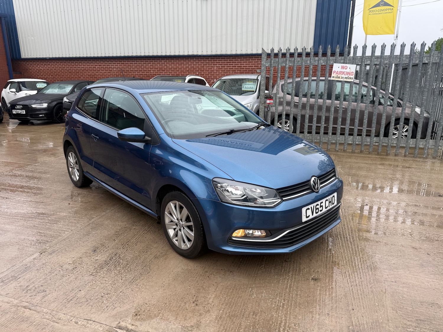 Used Volkswagen Polo 2015 for sale - 77762542: Photo 11
