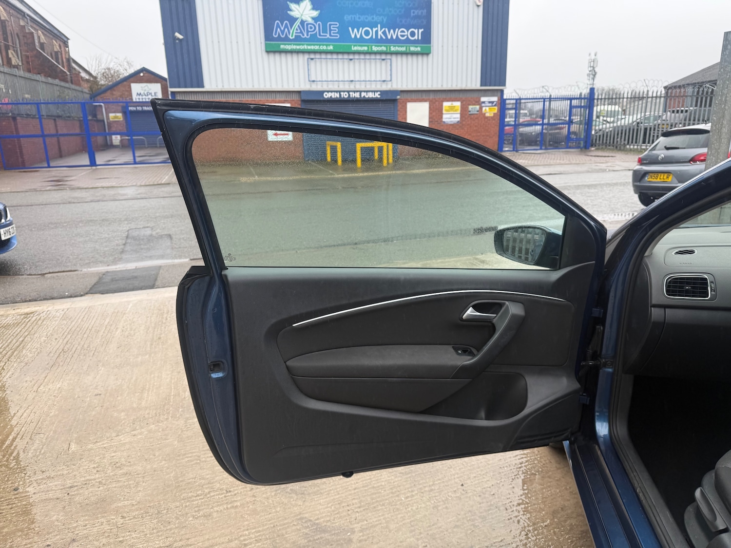 Used Volkswagen Polo 2015 for sale - 77762542: Photo 13