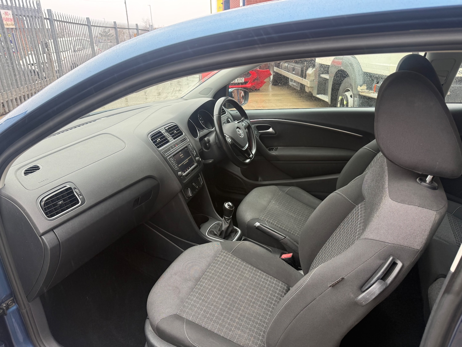 Used Volkswagen Polo 2015 for sale - 77762542: Photo 15