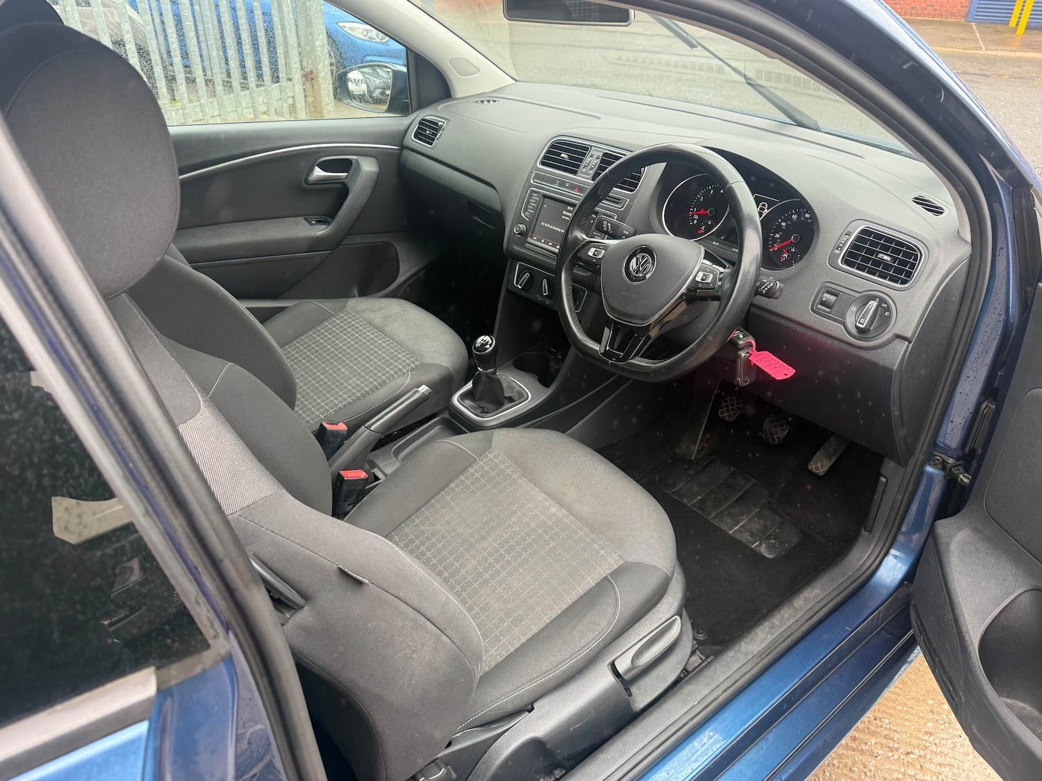 Used Volkswagen Polo 2015 for sale - 77762542: Photo 20