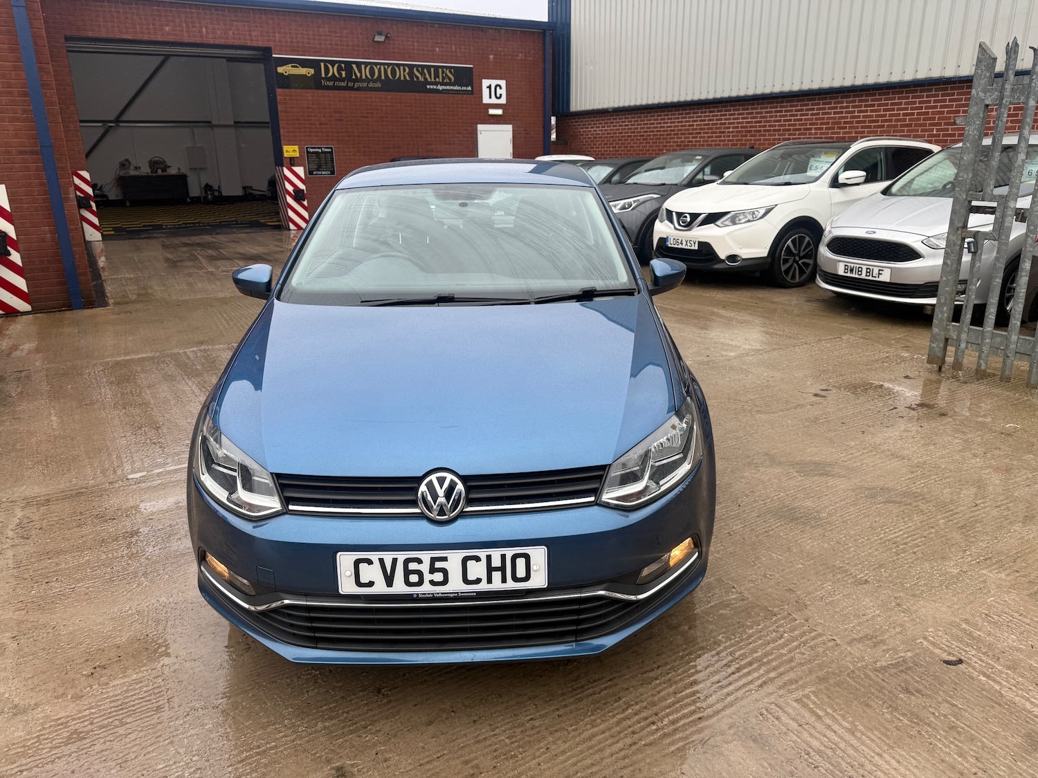 Used Volkswagen Polo 2015 for sale - 77762542: Photo 9