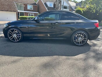 Used BMW 2 Series 2017 for sale - 77927716: Photo
