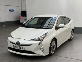 Used Toyota Prius 2016 for sale - 79047308: Photo
