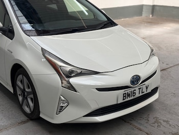 Used Toyota Prius 2016 for sale - 79047308: Photo