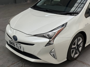 Used Toyota Prius 2016 for sale - 79047308: Photo