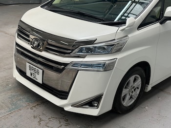 Used Toyota Vellfire 2018 for sale - 79001322: Photo
