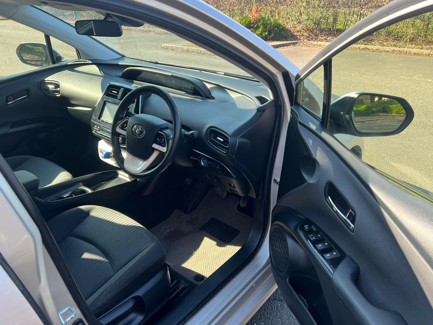 Used Toyota Prius 2025 for sale - 77966409: Photo 21