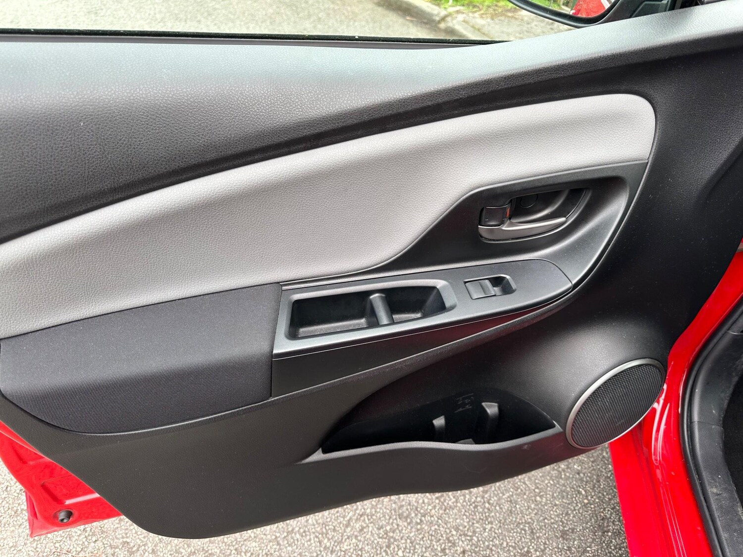 Used Toyota Yaris for sale - 77927981: Photo 22