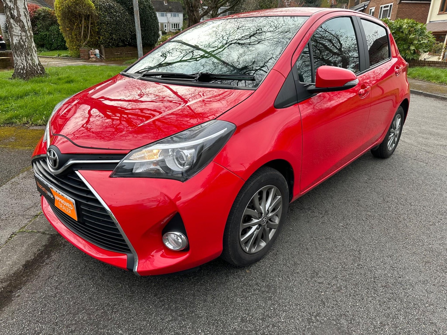 Used Toyota Yaris for sale - 77927981: Photo 3