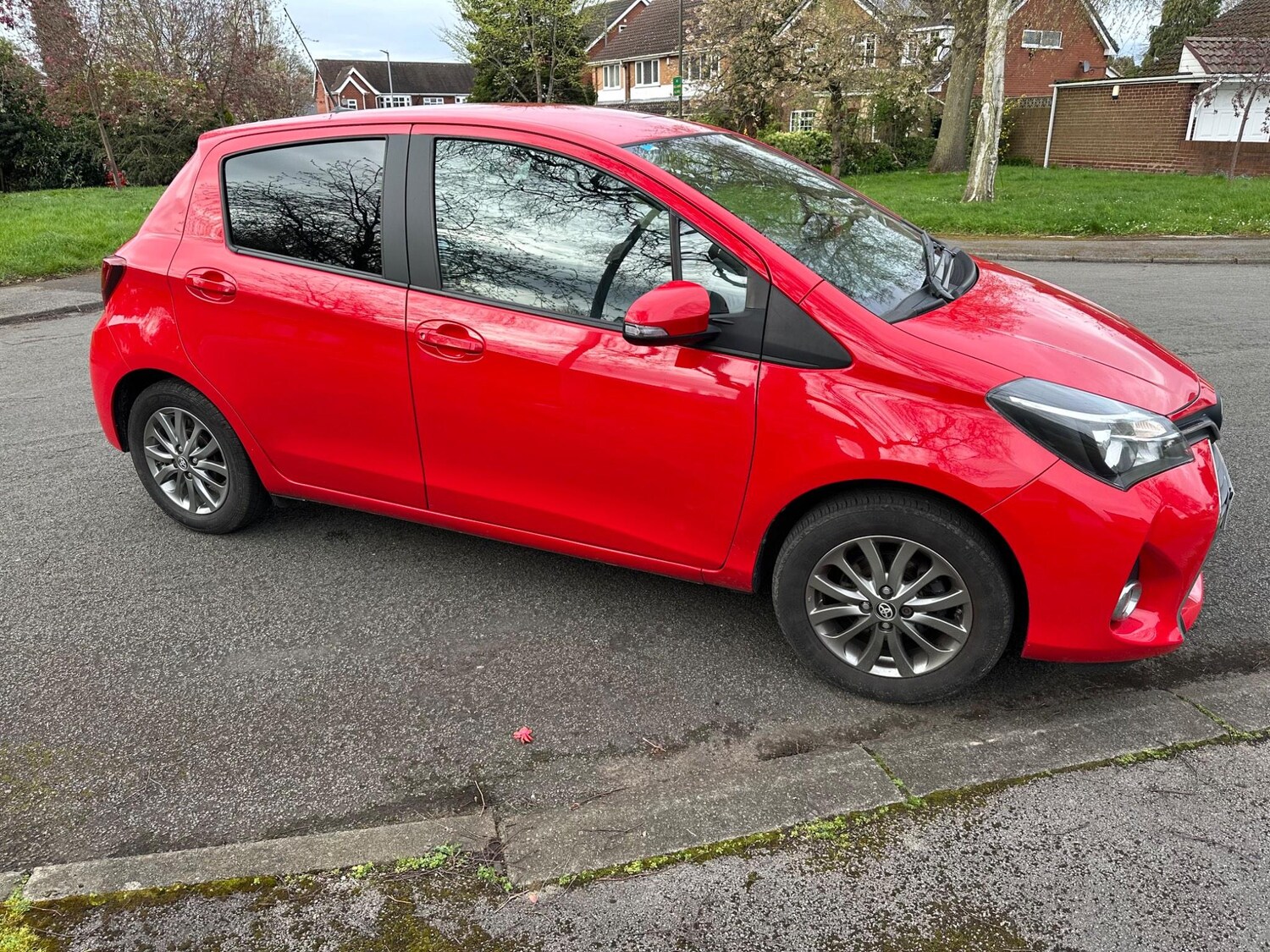 Used Toyota Yaris for sale - 77927981: Photo 5