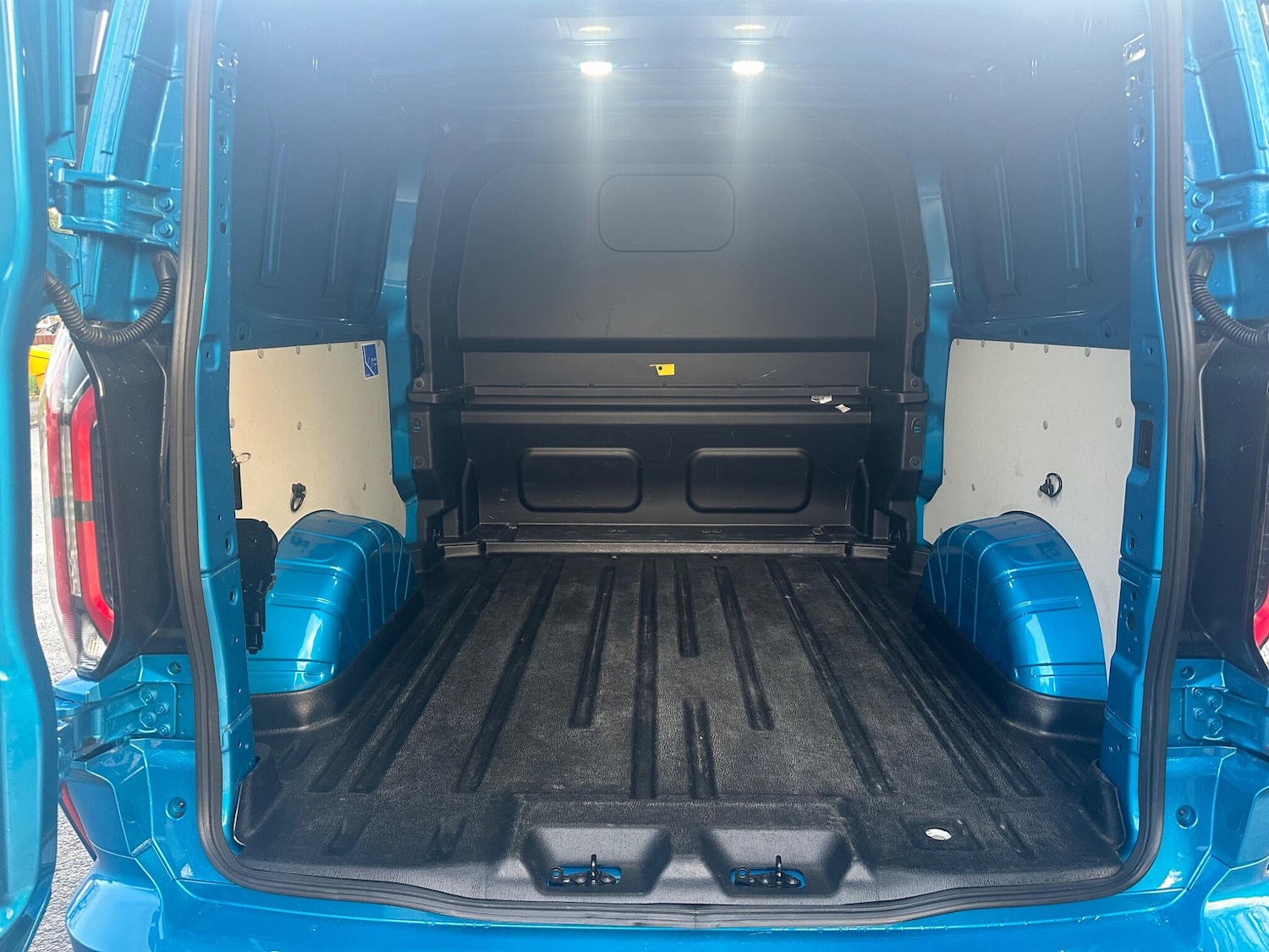 Used Ford Transit Custom 2024 for sale - 77927740: Photo 12