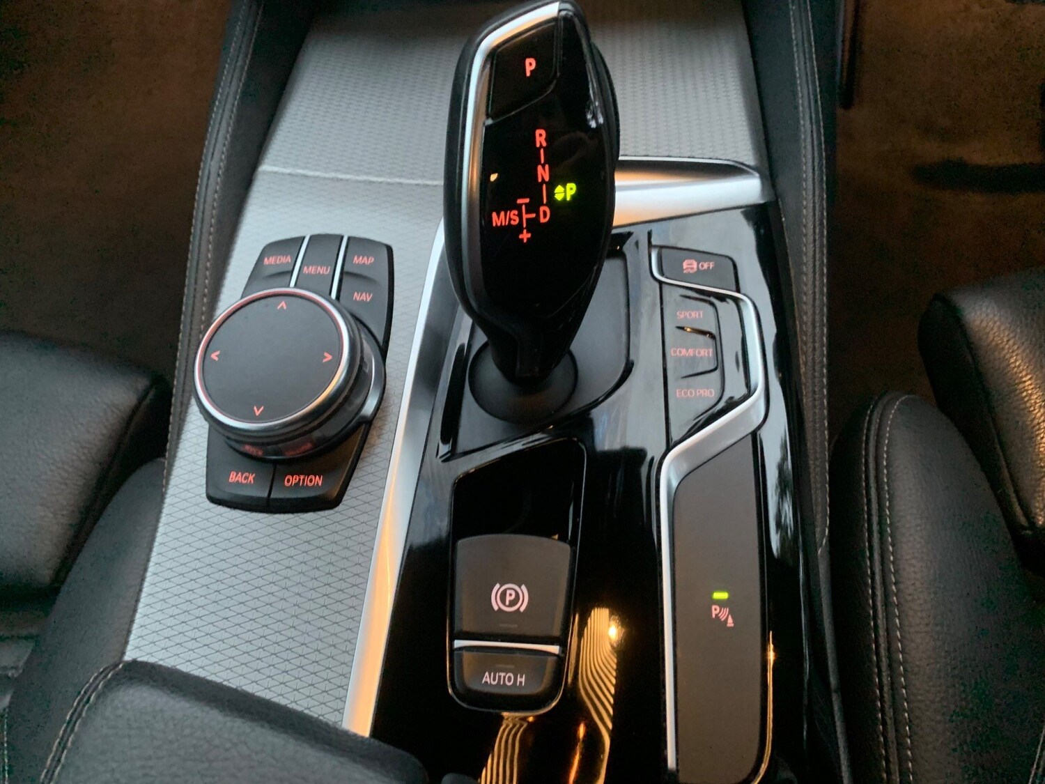 Used BMW 5 Series 2018 for sale - 77927943: Photo 23