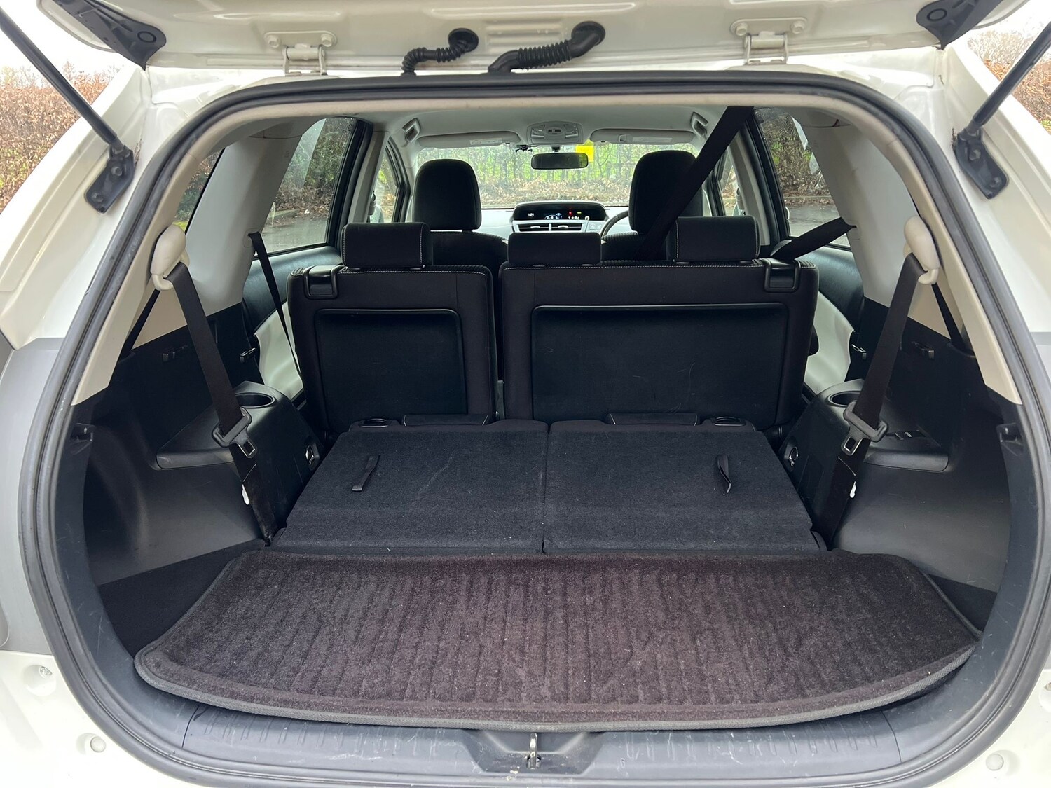 Used Toyota Prius+ 2026 for sale - 77966420: Photo 15