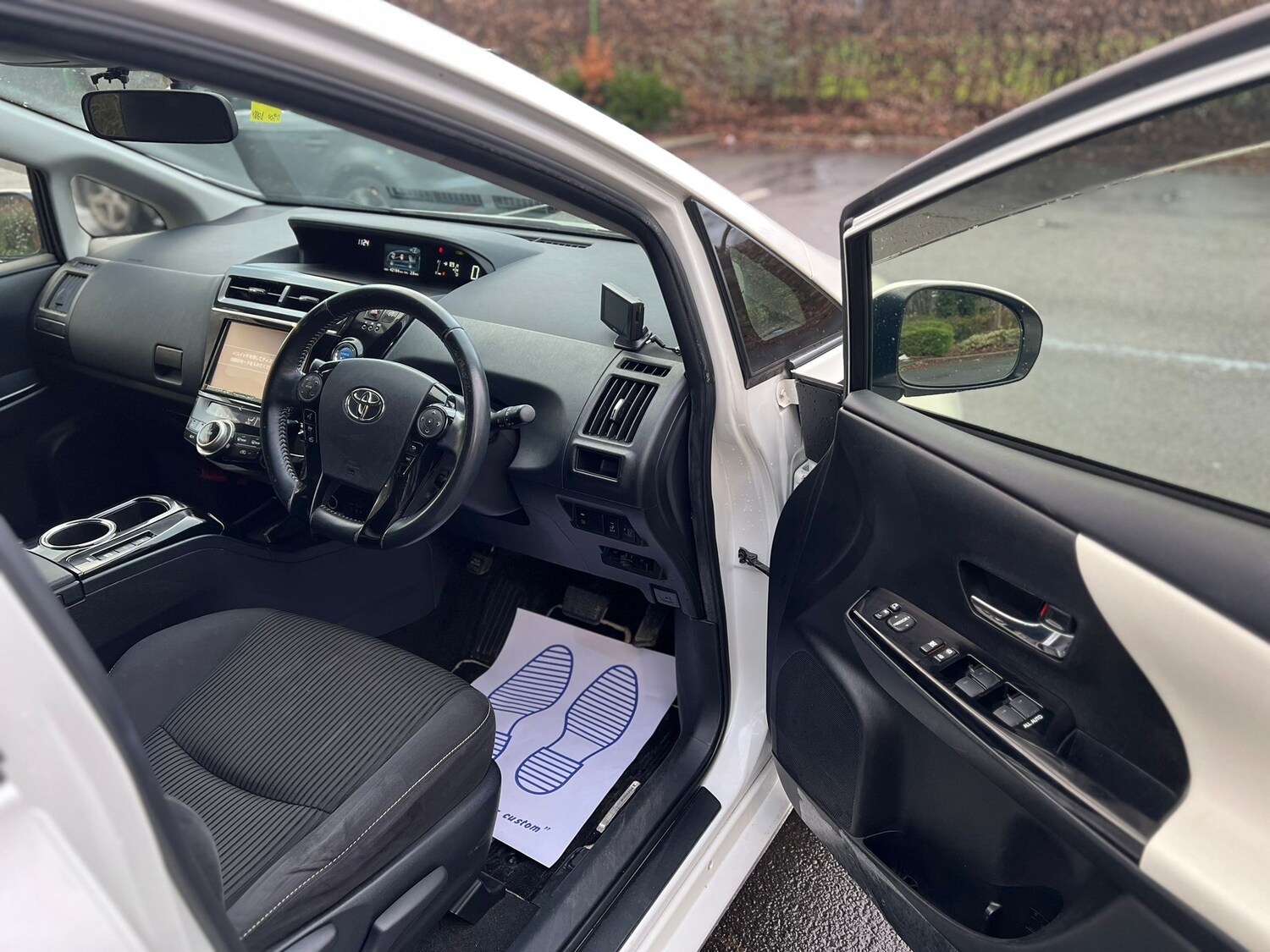 Used Toyota Prius+ 2026 for sale - 77966420: Photo 16