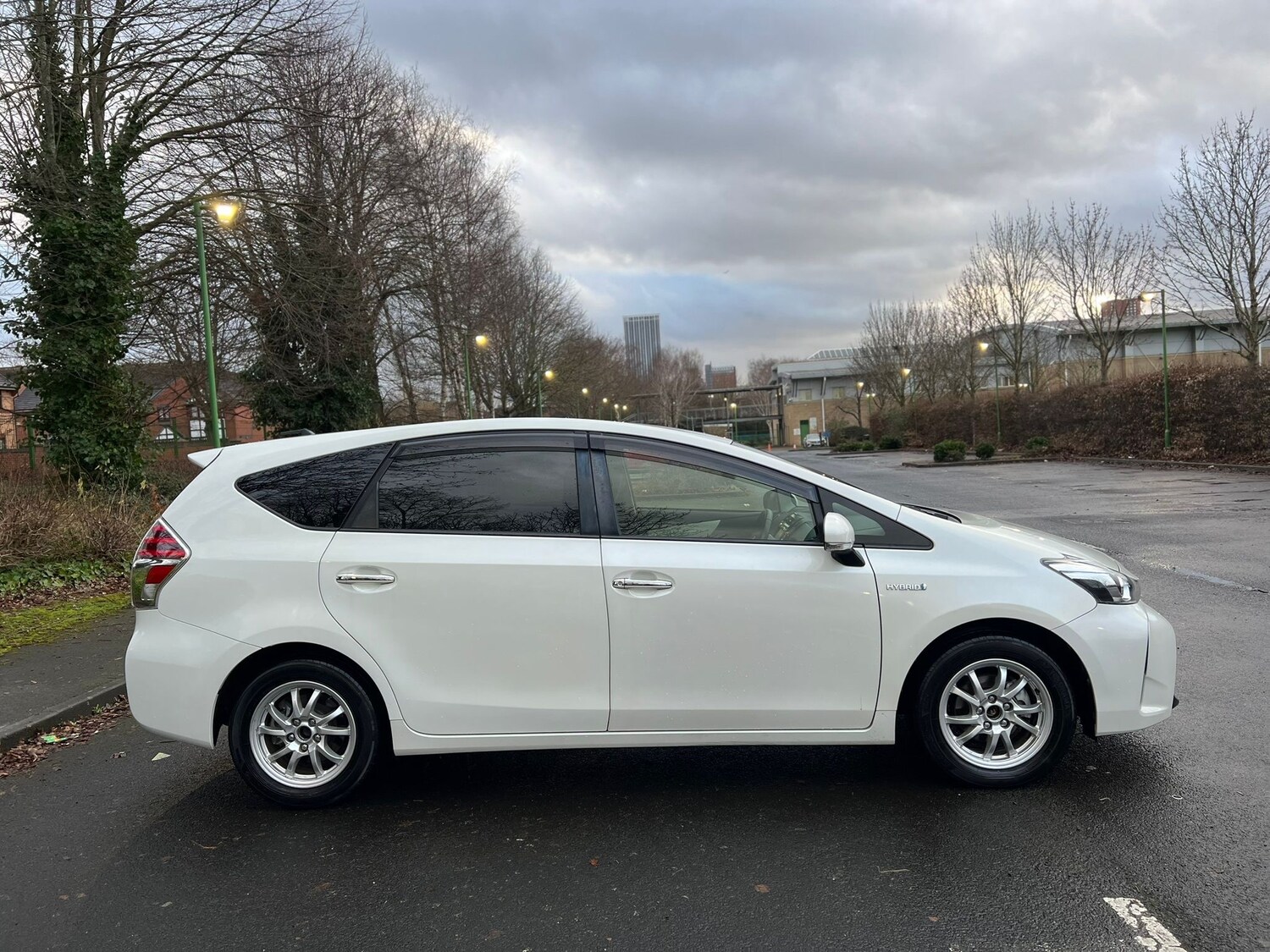 Used Toyota Prius+ 2026 for sale - 77966420: Photo 7
