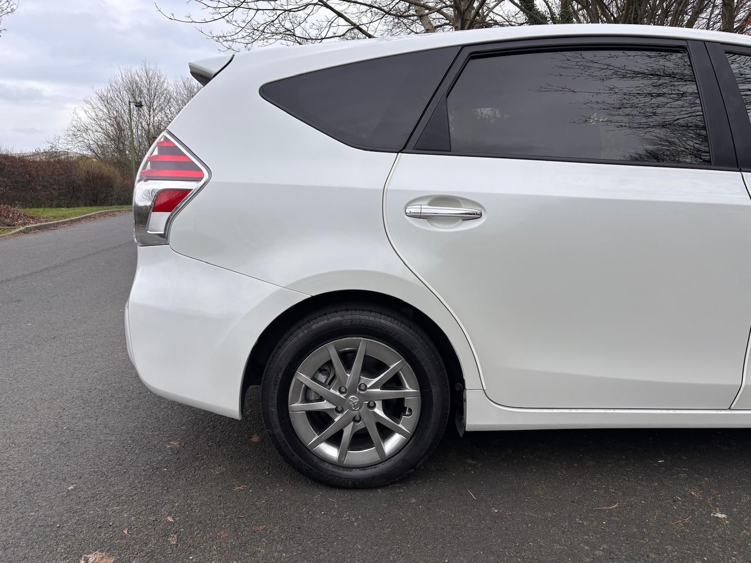 Used Toyota Prius+ 2018 for sale - 78216102: Photo 11