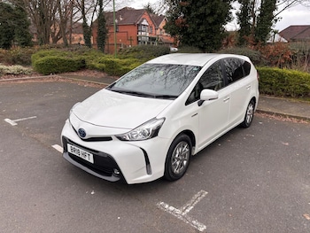 Used Toyota Prius+ 2018 for sale - 78216102: Photo