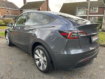 Used Tesla Model Y 2023 for sale - 77927730: Photo